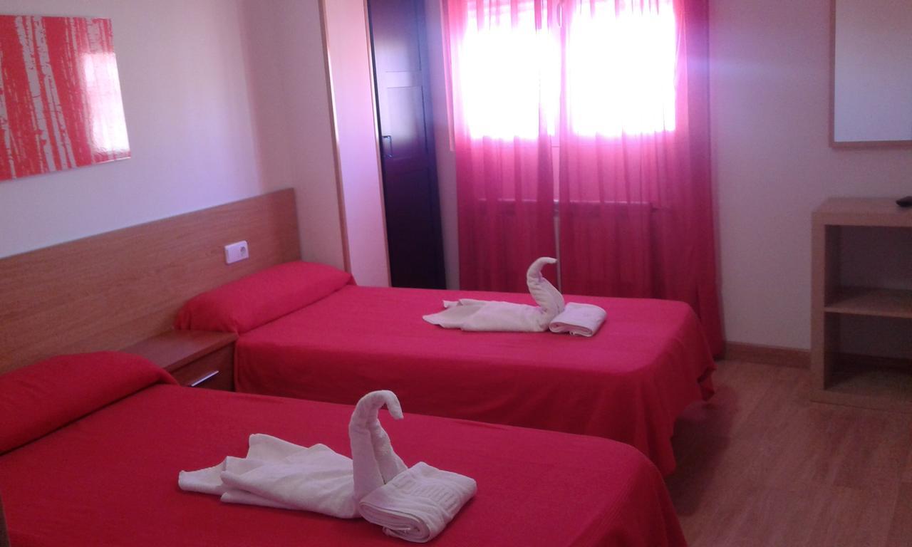 Hotel Caminito Arg La Bañeza Zewnętrze zdjęcie